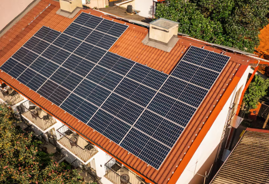 Painel solar telhado: quais as vantagens e onde comprar?
